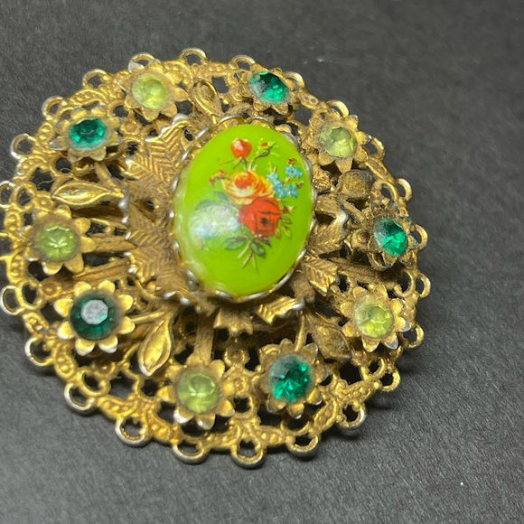 West Germany Green Floral Brooch Pin UNSIGNED Not MARKED - Picture 2 of 5
